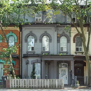 *** Guest house Elevate Canada